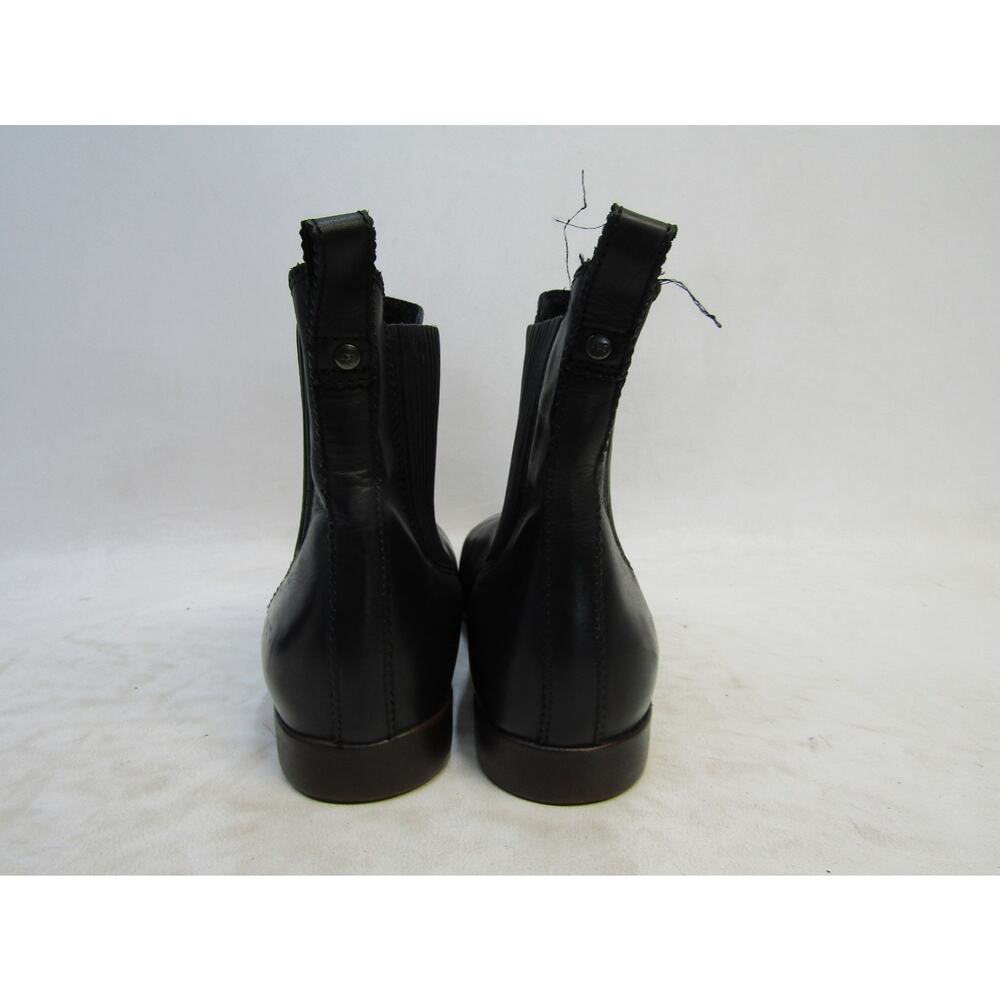 UGG Womens Size 7 M Black Leather Chelsea Ankle Fashion Boots Bootie - Picture 7 of 11